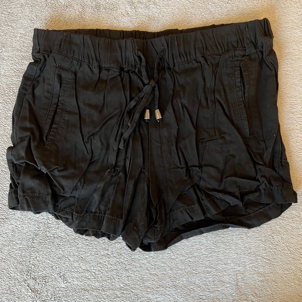 Splendid black shorts S